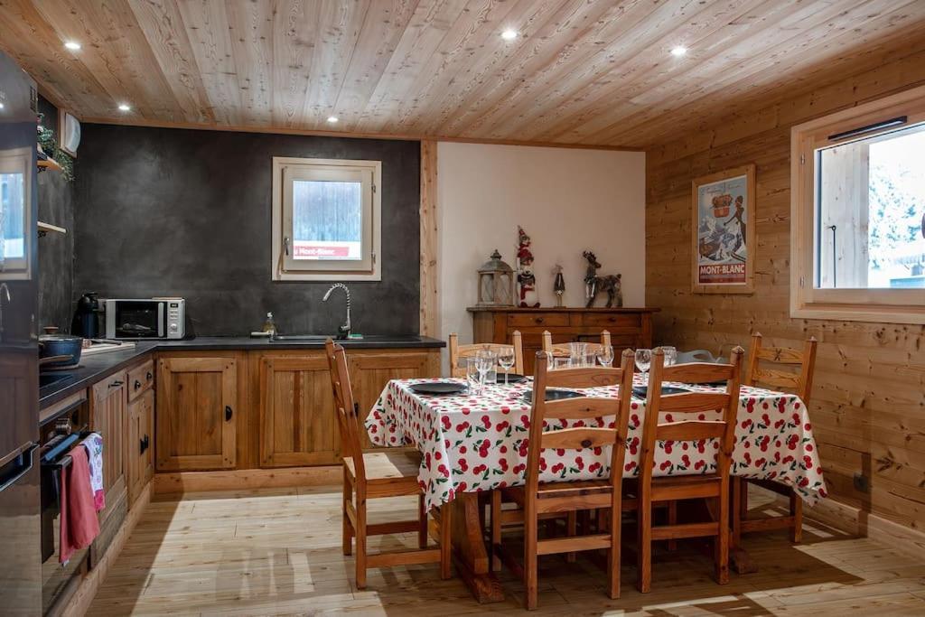 Charmant Appartement Dans Chalet, Coeur De Megeve Exterior photo